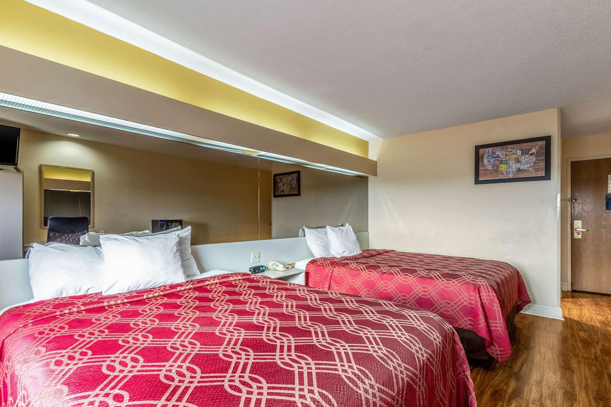 Econo Lodge Inn&Suites Evansville Stevenson Extérieur photo