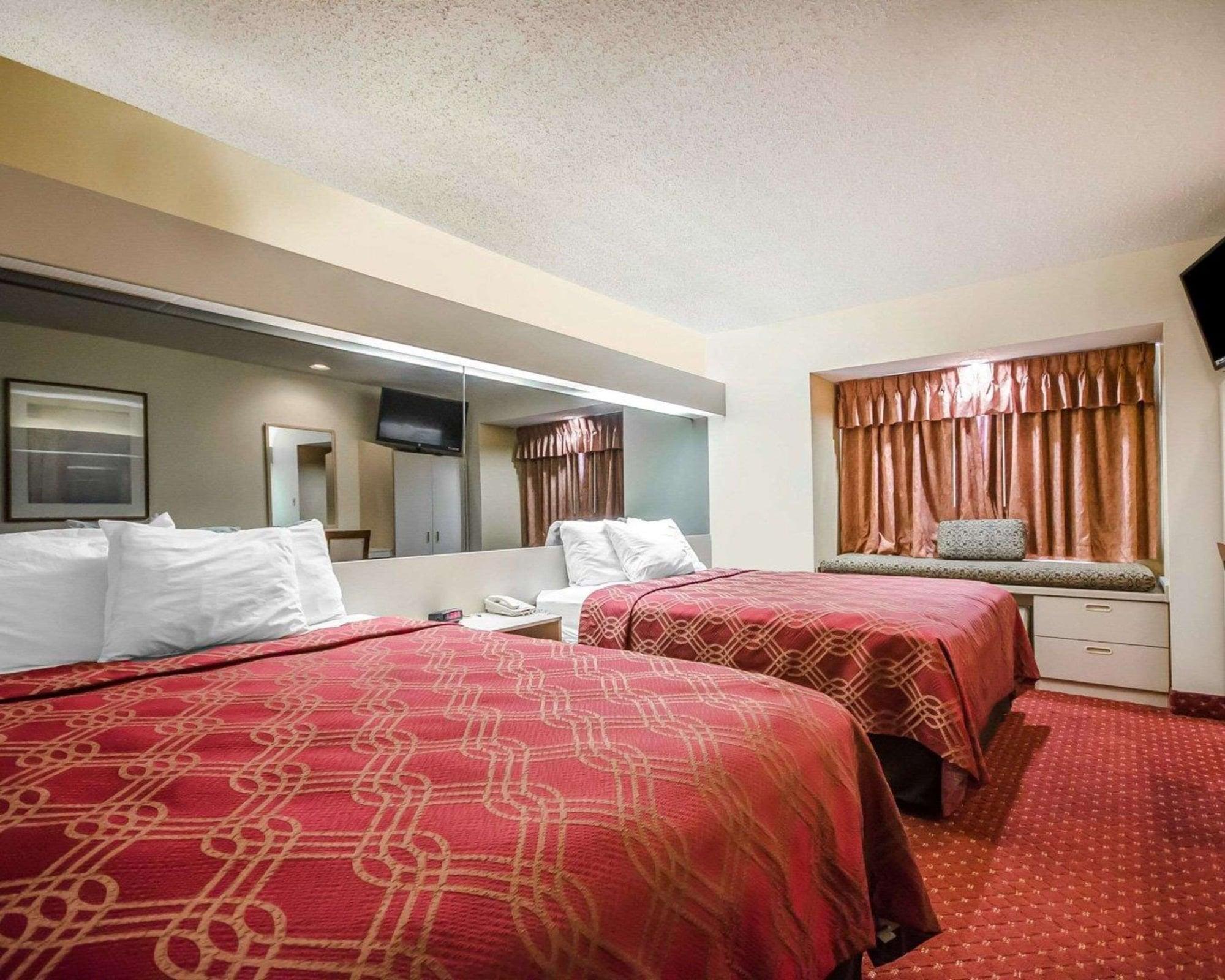 Econo Lodge Inn&Suites Evansville Stevenson Extérieur photo