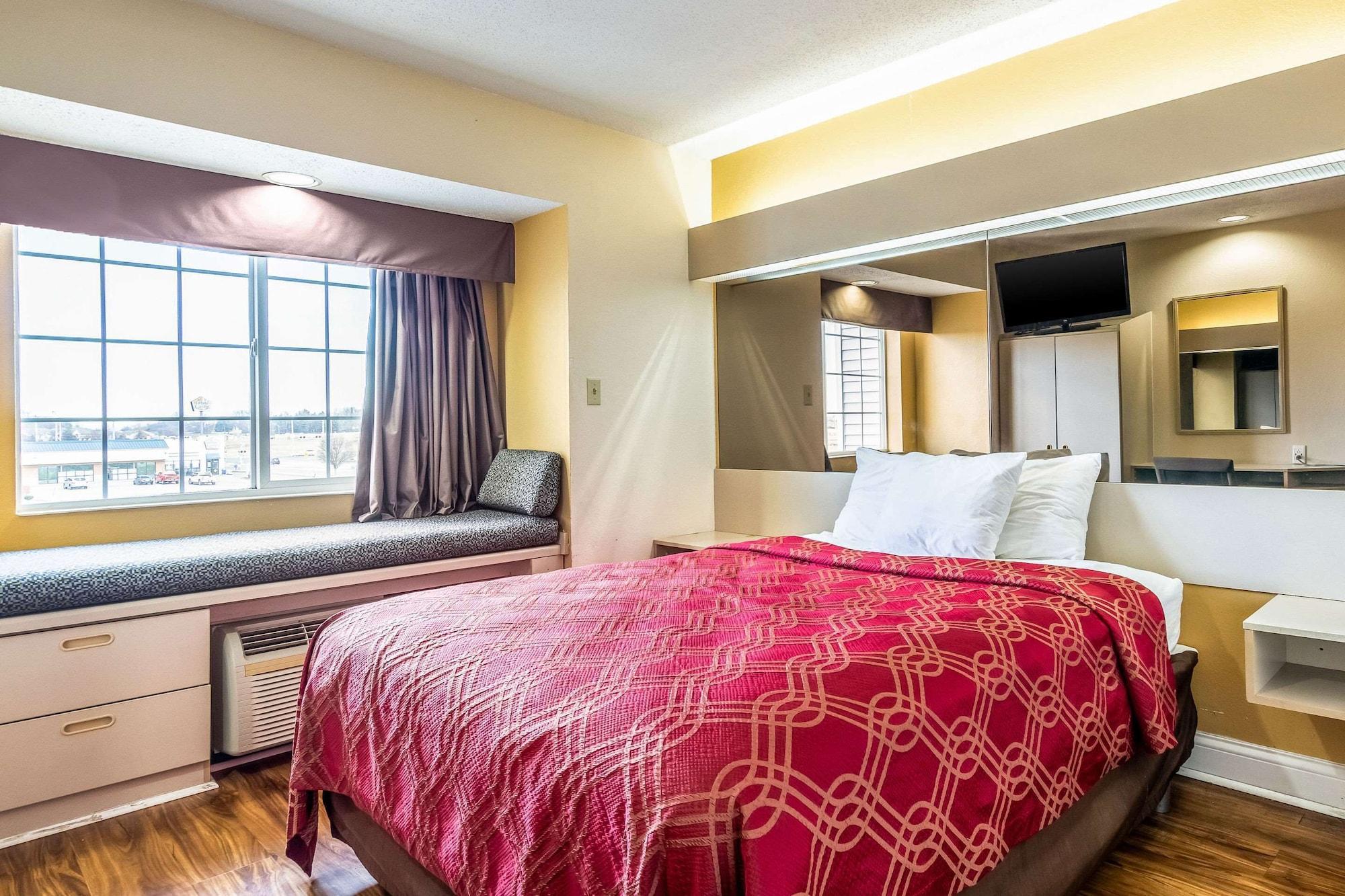 Econo Lodge Inn&Suites Evansville Stevenson Extérieur photo