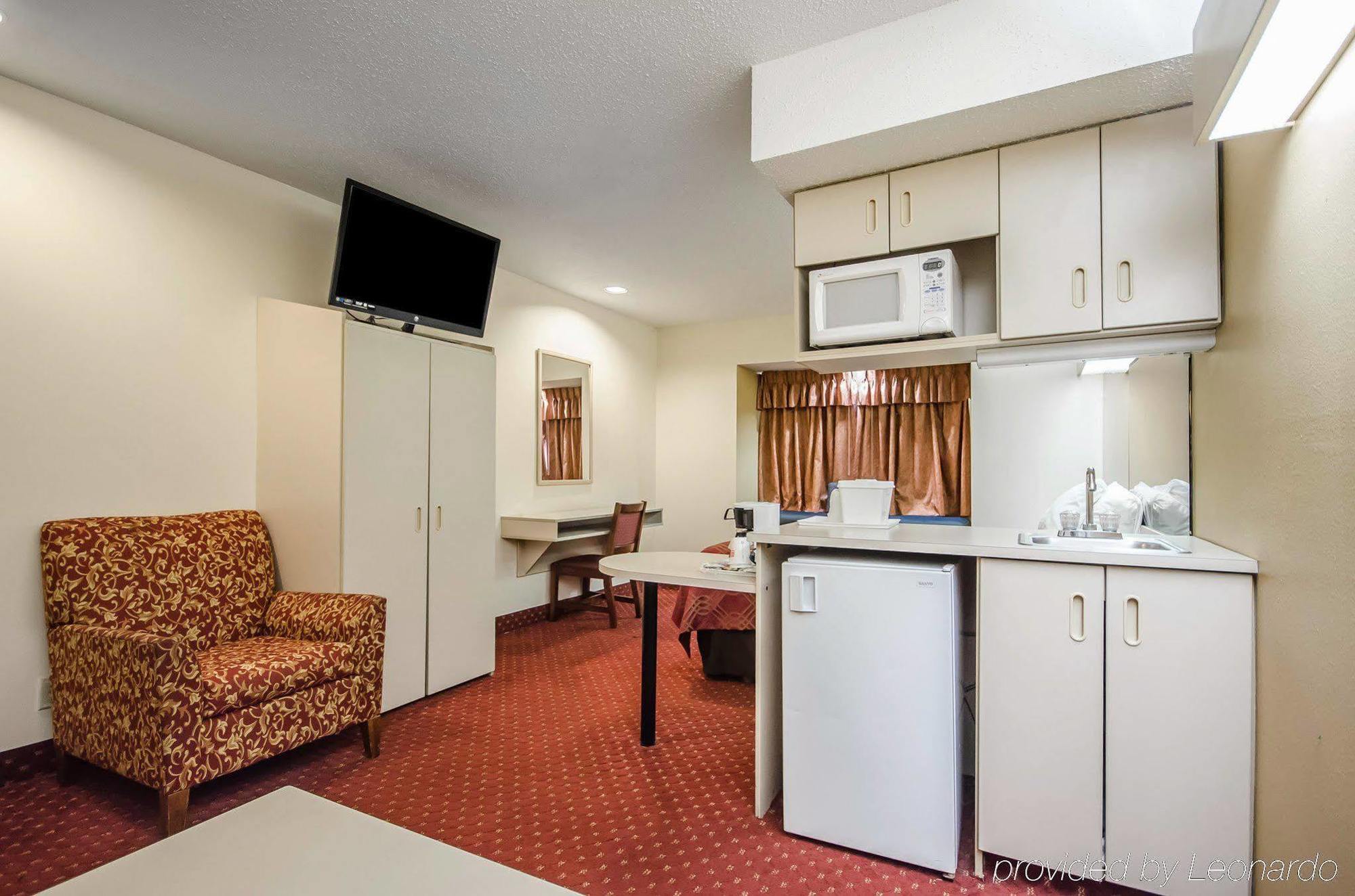 Econo Lodge Inn&Suites Evansville Stevenson Extérieur photo