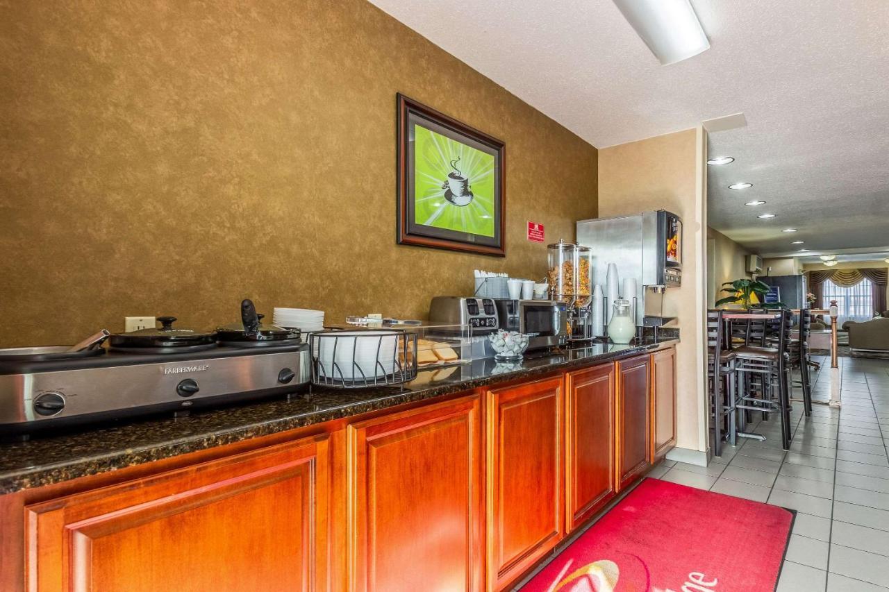 Econo Lodge Inn&Suites Evansville Stevenson Extérieur photo